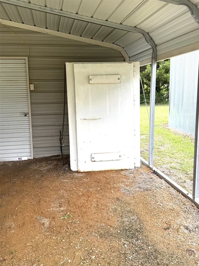 1140 One Mile Lane Bells TX 75414
