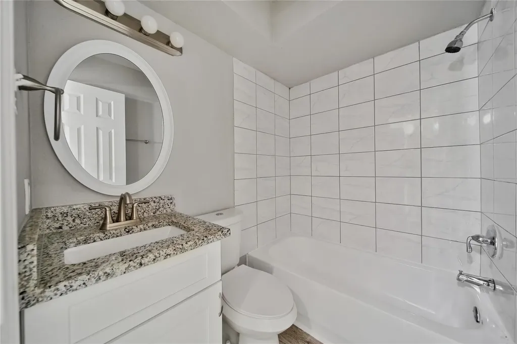 10071 Woodhollow Drive Conroe TX 77385