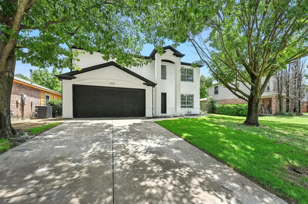 6218 Everglade Road Dallas TX 75227