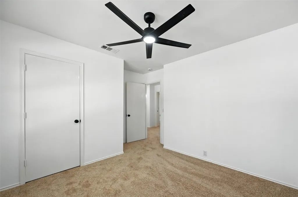 6218 Everglade Road Dallas TX 75227