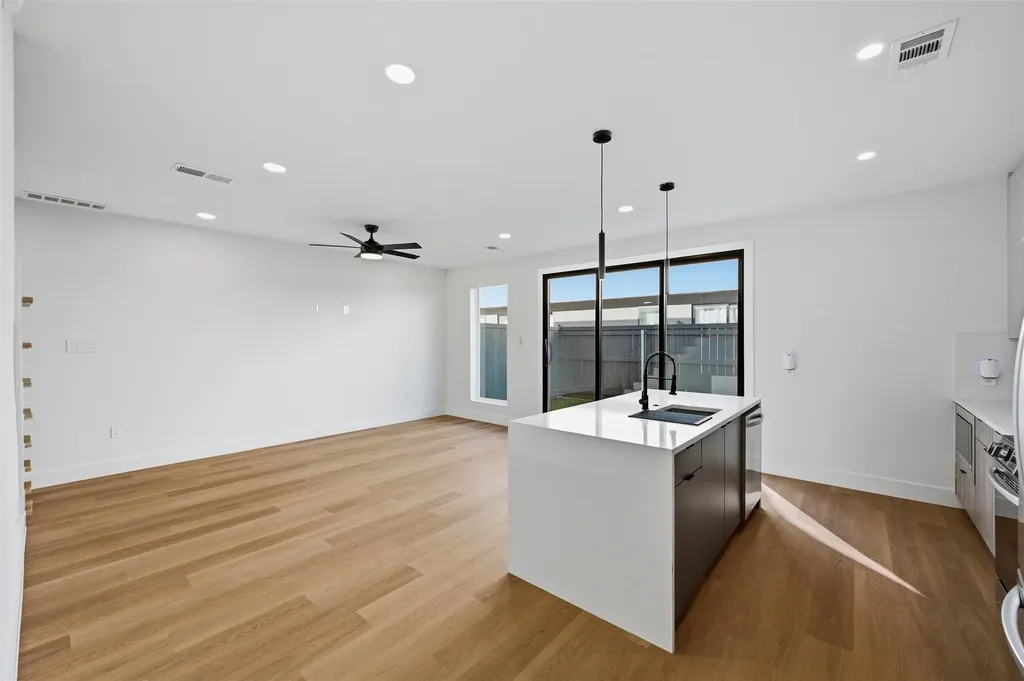 7311 Wildbird Lane Dallas TX 75235