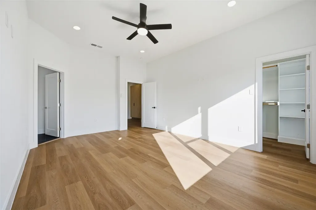 7311 Wildbird Lane Dallas TX 75235
