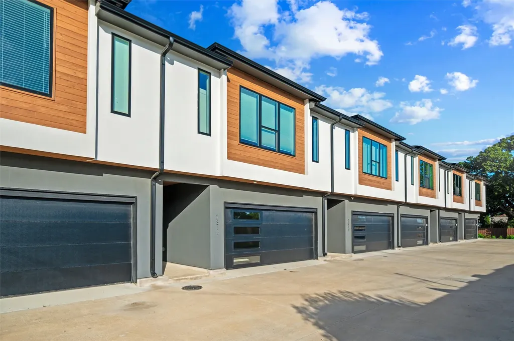 7311 Wildbird Lane Dallas TX 75235