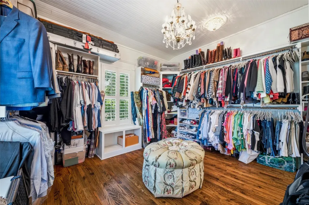 1026 W Main Street Waxahachie TX 75165