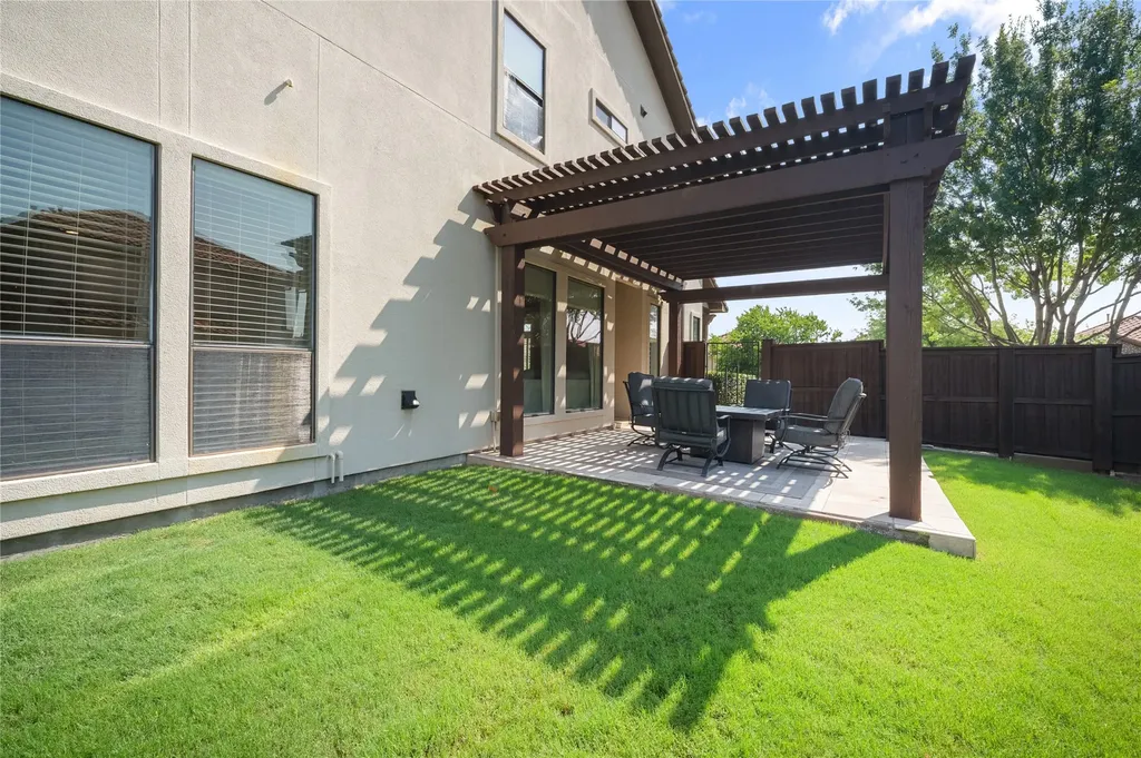 7019 Comal Drive Irving TX 75039