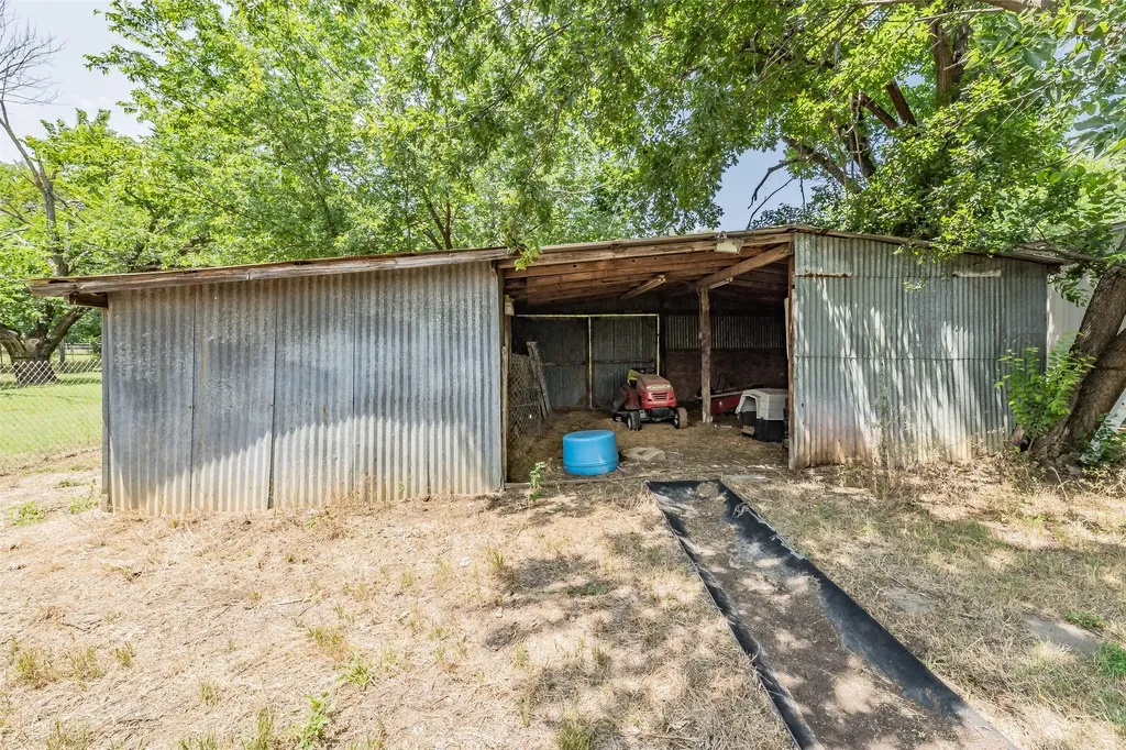 800 Stella Mae Drive Fort Worth TX 76028