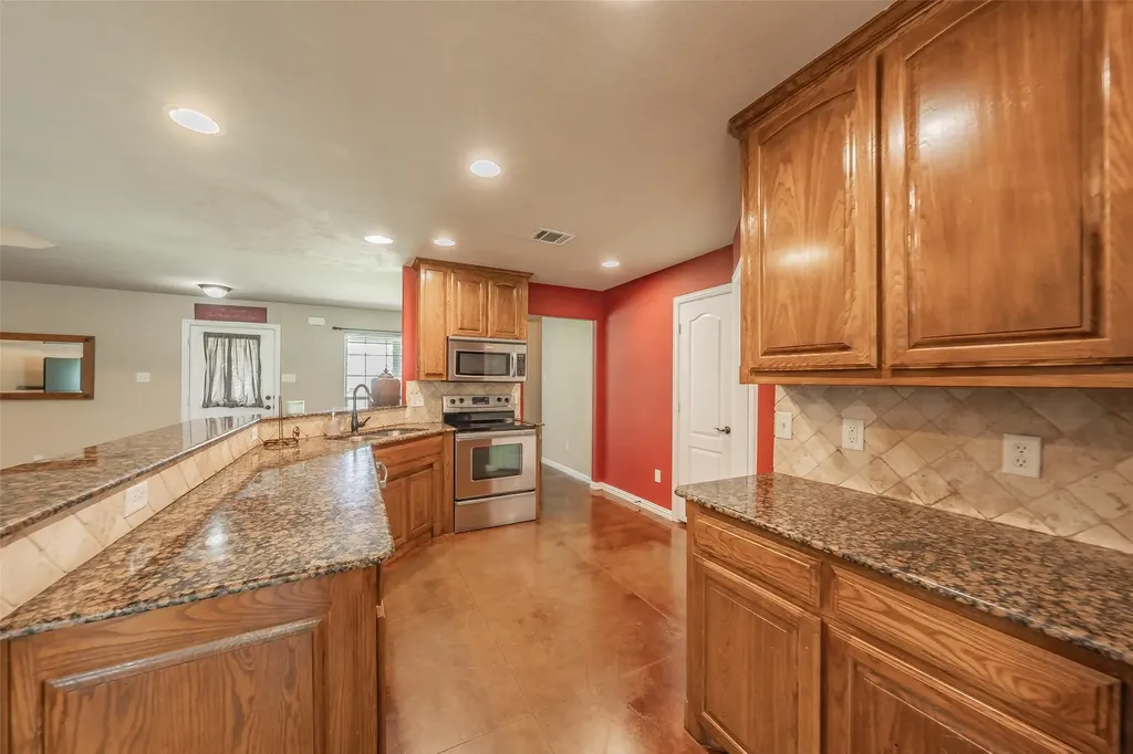800 Stella Mae Drive Fort Worth TX 76028