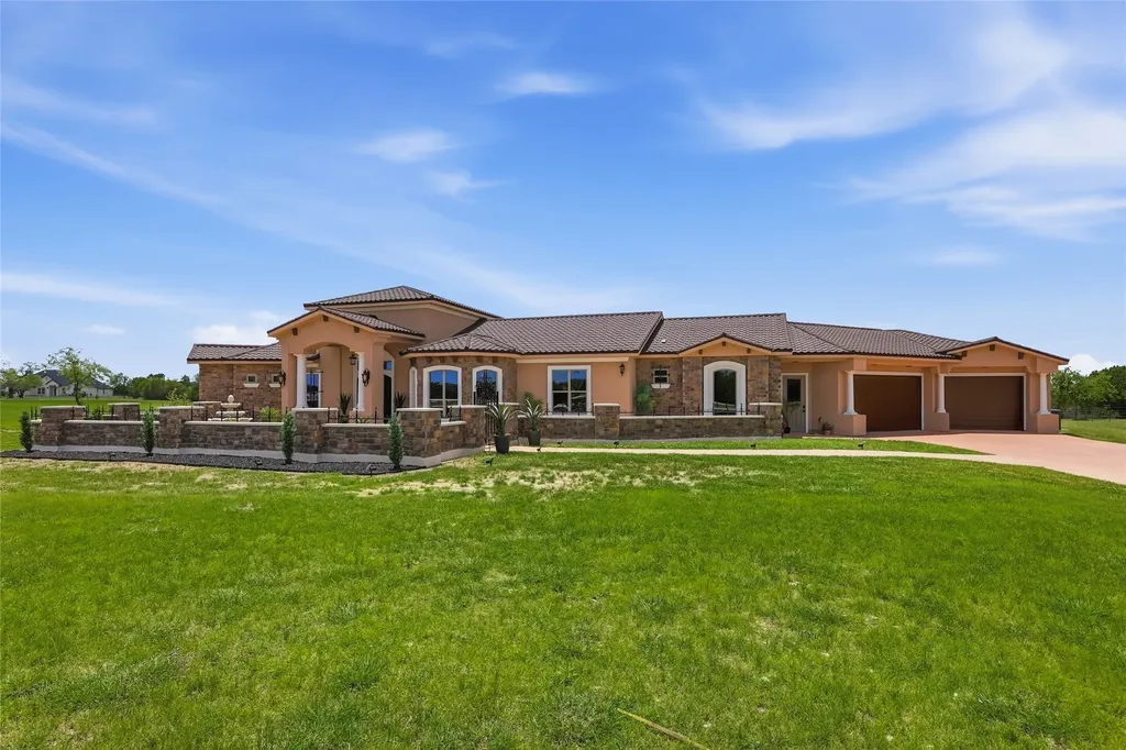 158 Private Road 2656 Walnut Springs TX 76690