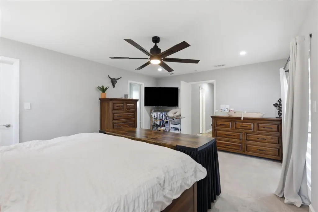 13051 Pennystone Drive Farmers Branch TX 75244