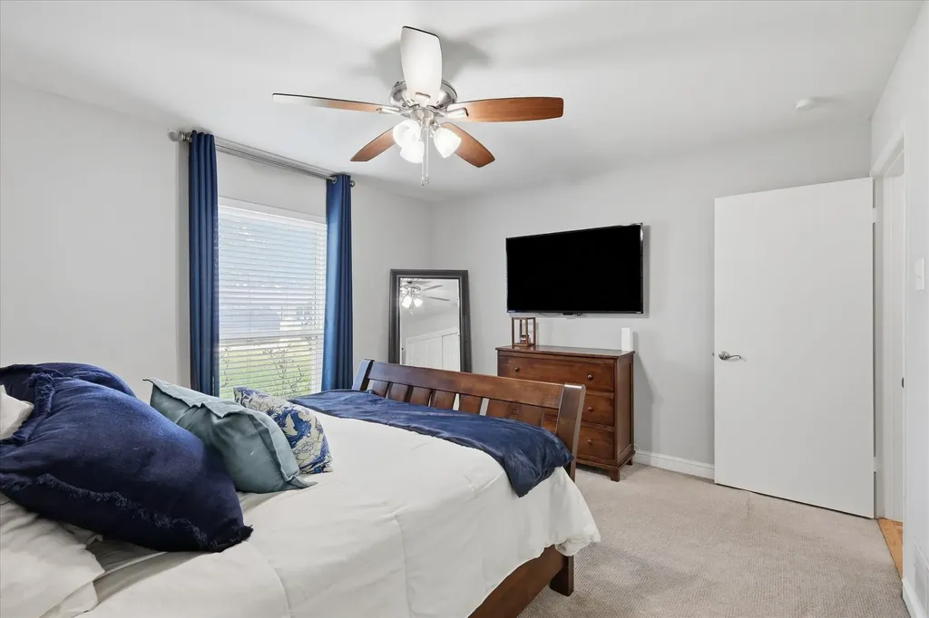 13051 Pennystone Drive Farmers Branch TX 75244