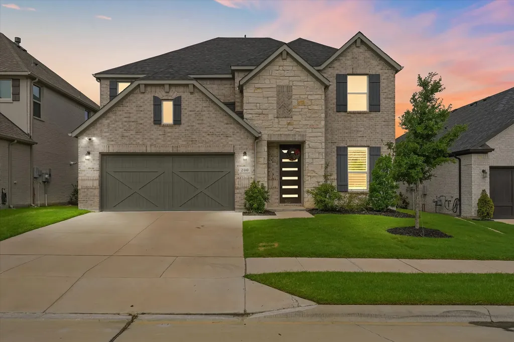 200 Lakeview Drive Oak Point TX 75068