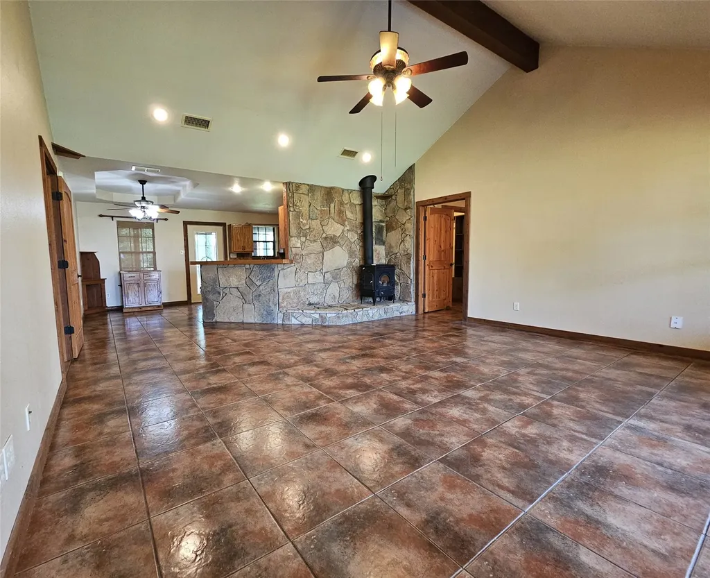 529 Wildewood Drive Chandler TX 75758