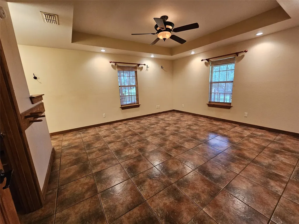 529 Wildewood Drive Chandler TX 75758
