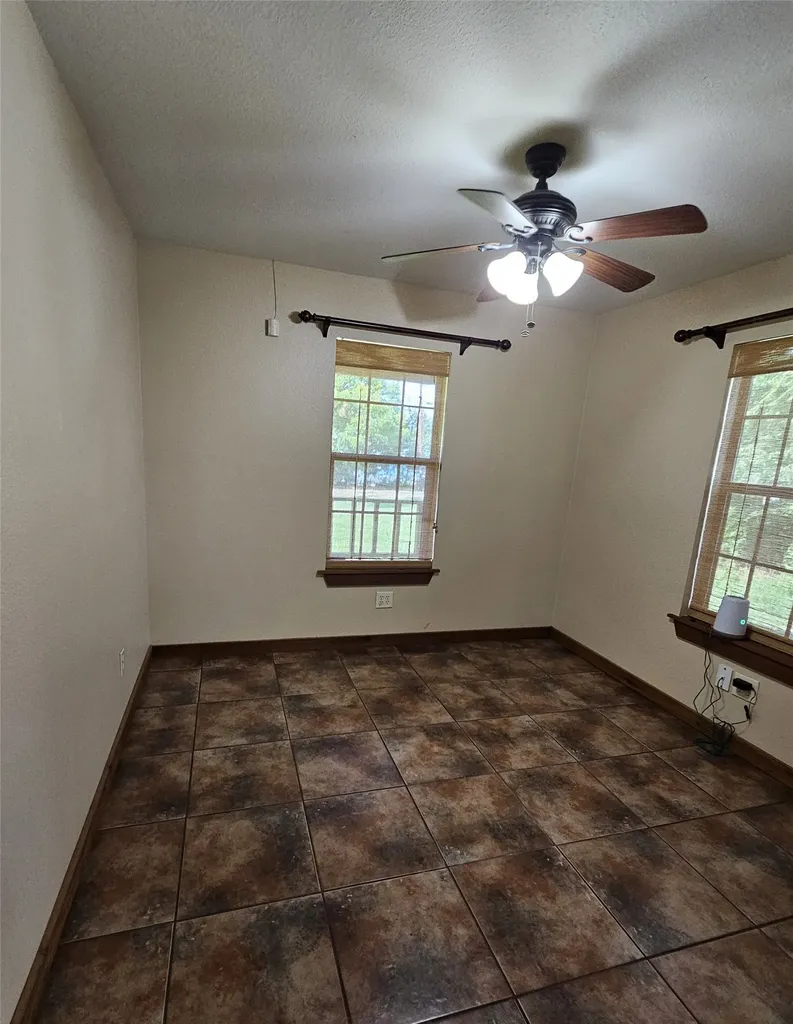 529 Wildewood Drive Chandler TX 75758