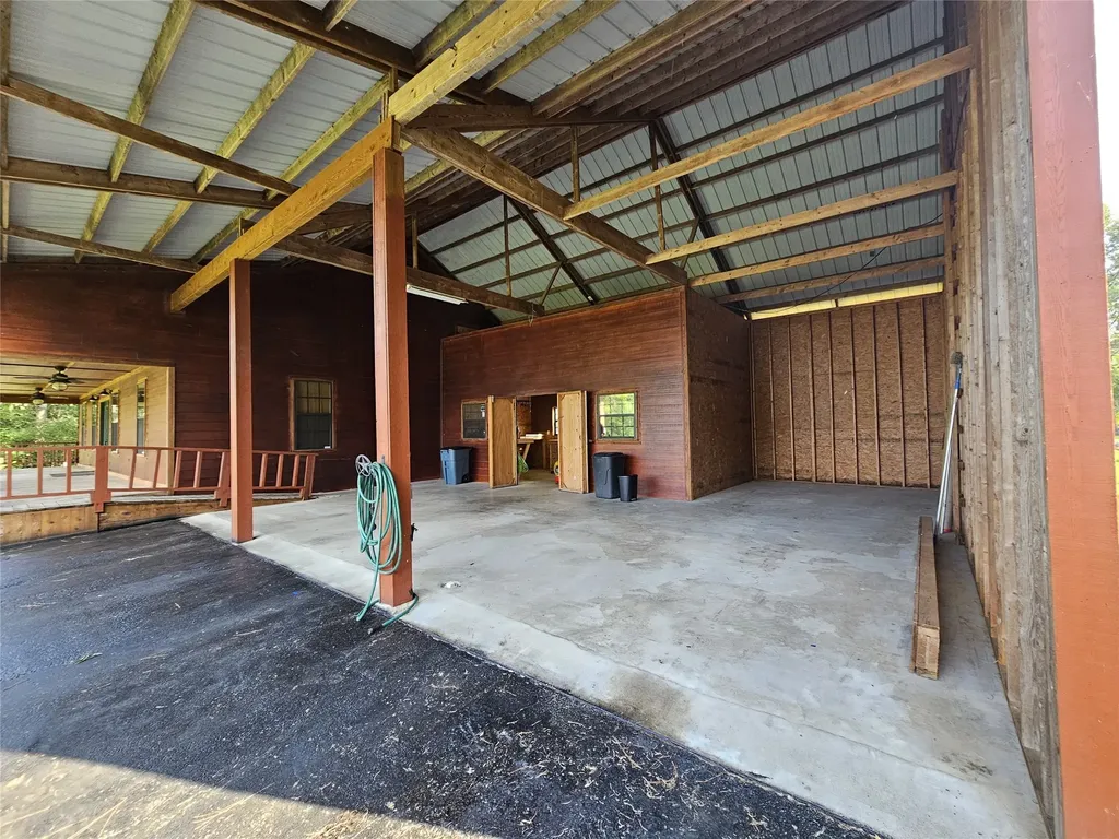 529 Wildewood Drive Chandler TX 75758