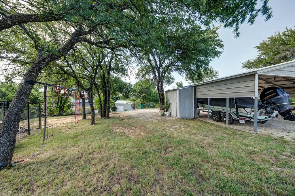 402 Aqua Way Lake Bridgeport TX 76426