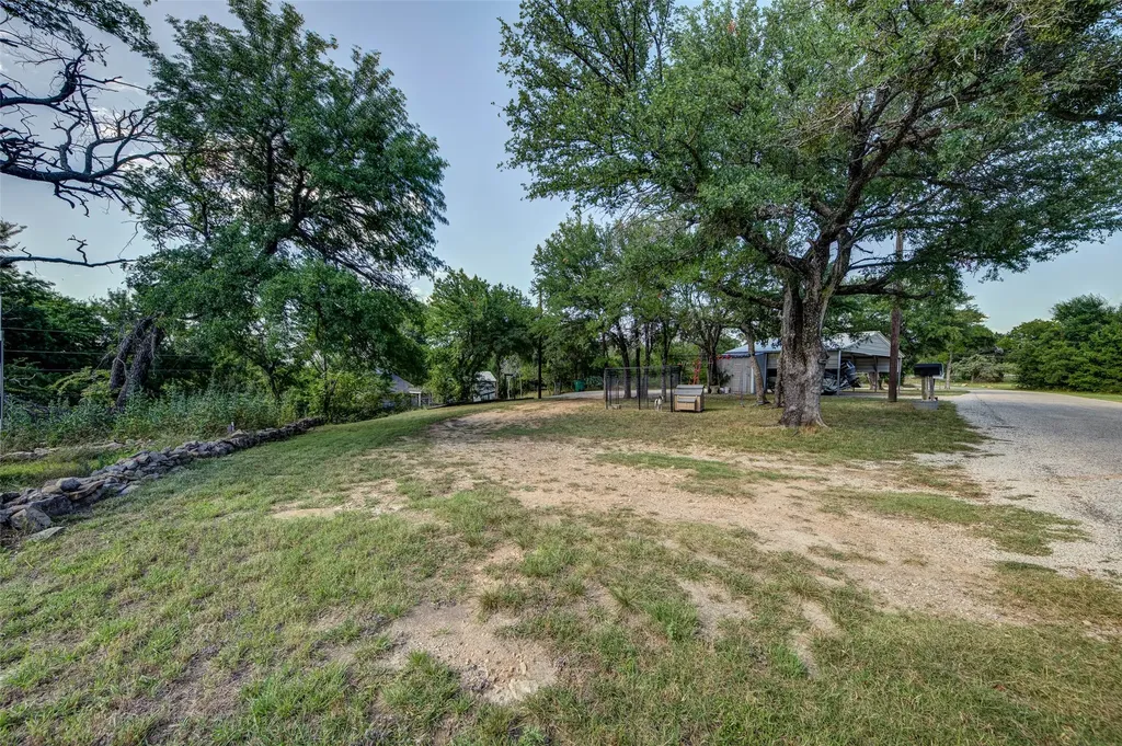 402 Aqua Way Lake Bridgeport TX 76426