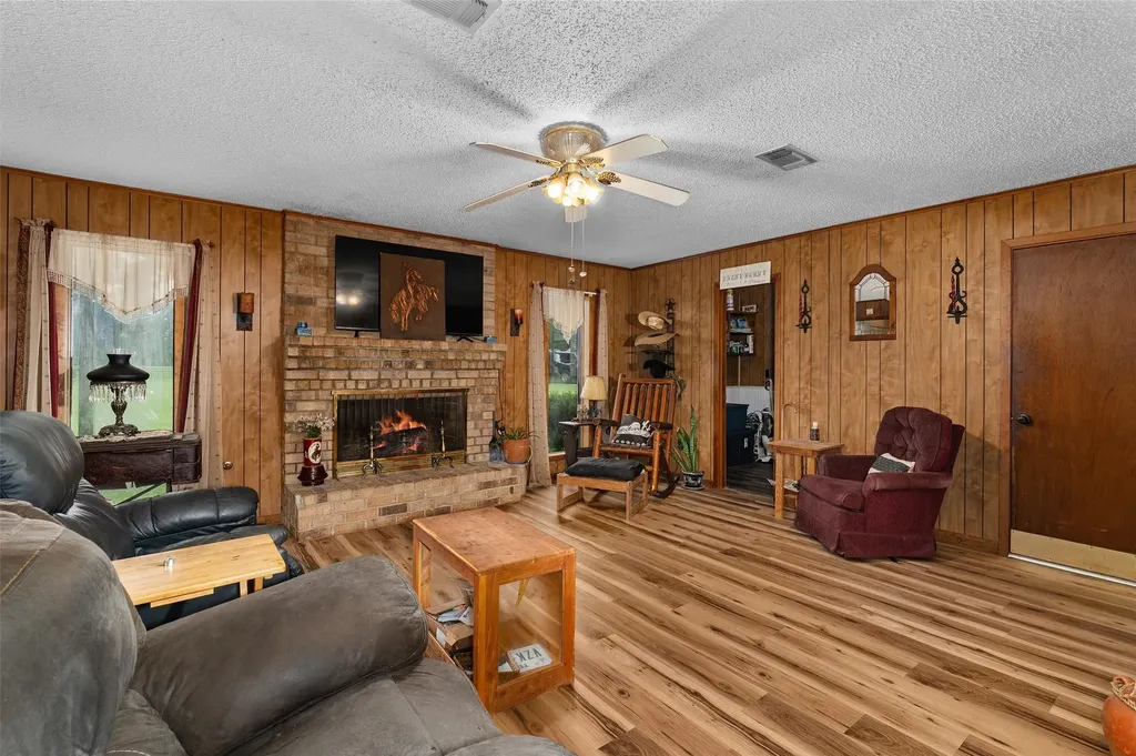 4358 Fm 947 Timpson TX 75975