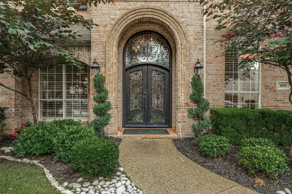 1641 Crockett Drive Frisco TX 75033