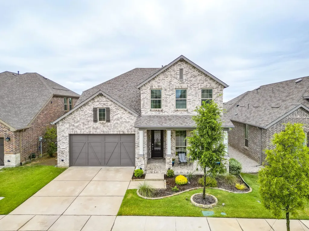 762 Corner Post Path Celina TX 75009
