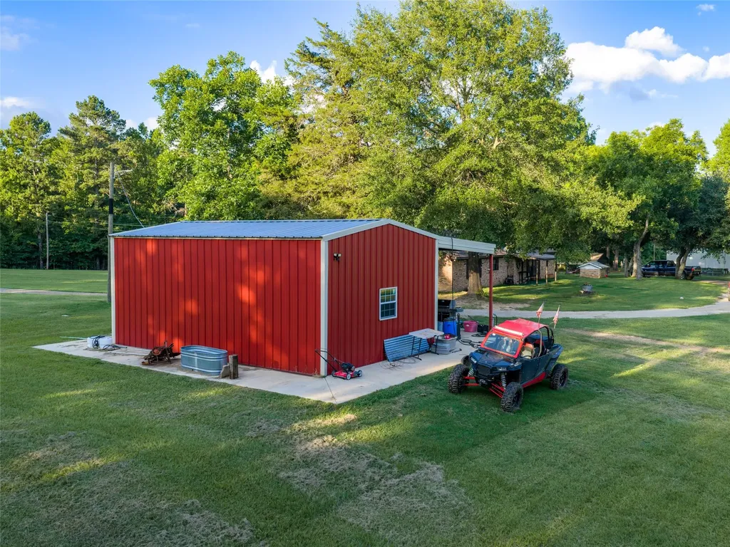 9822 Nasturtium Road Ore City TX 75683