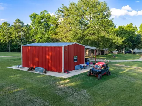 9822 Nasturtium Road Ore City TX 75683