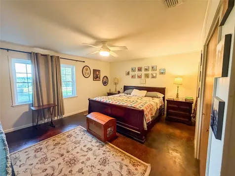 9822 Nasturtium Road Ore City TX 75683