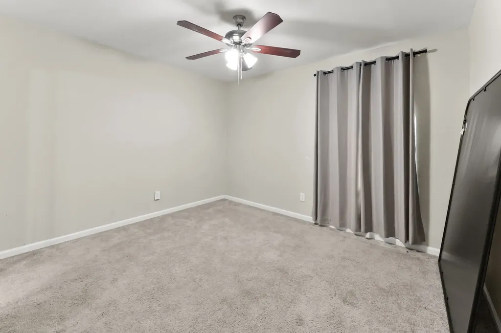 4222 Foliage Drive Garland TX 75043