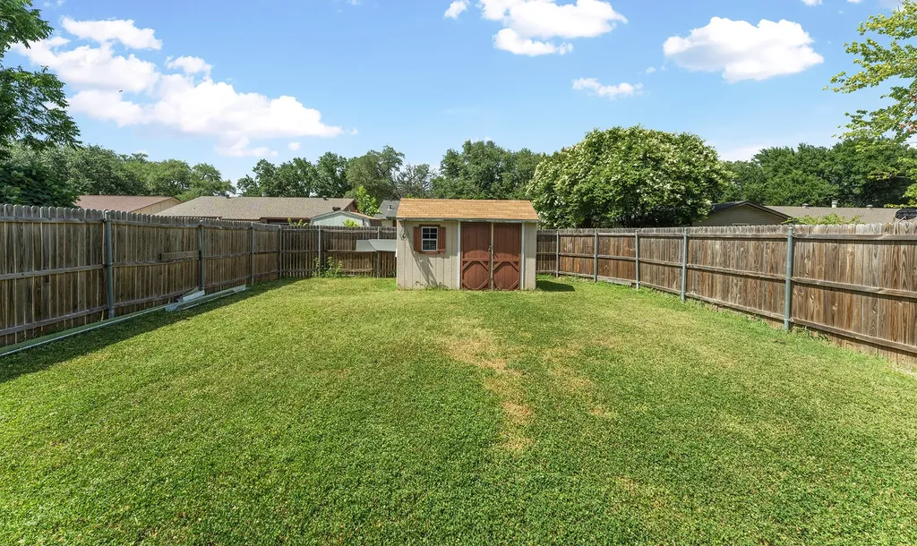 4222 Foliage Drive Garland TX 75043