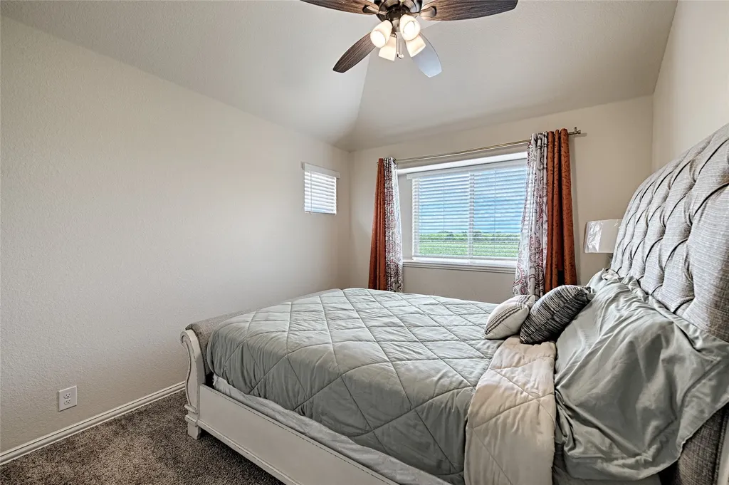 1721 Maplewood Drive Glenn Heights TX 75154