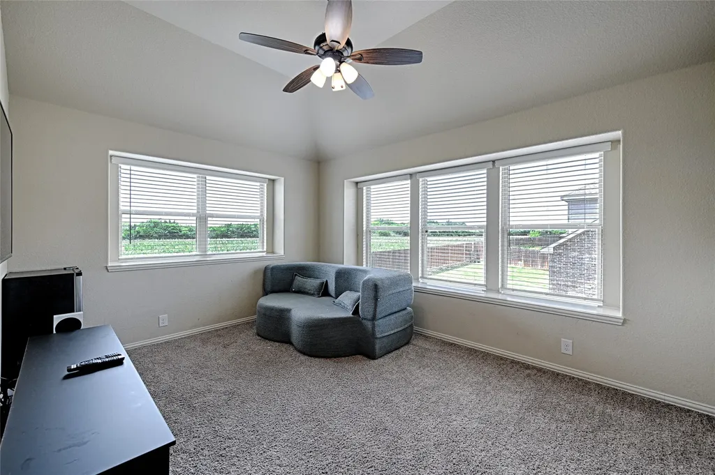 1721 Maplewood Drive Glenn Heights TX 75154