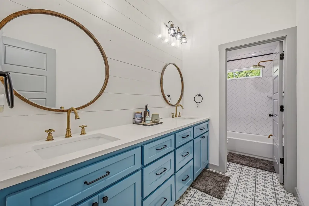 3265 Beacon Lake Drive Bluff Dale TX 76433