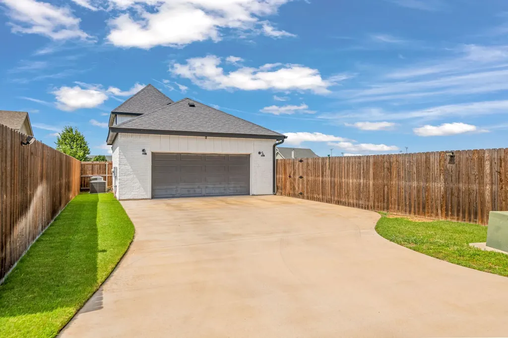 4005 Legacy Boulevard Clyde TX 79510