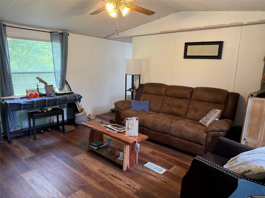276 Cr 3201 Jacksonville TX 75766