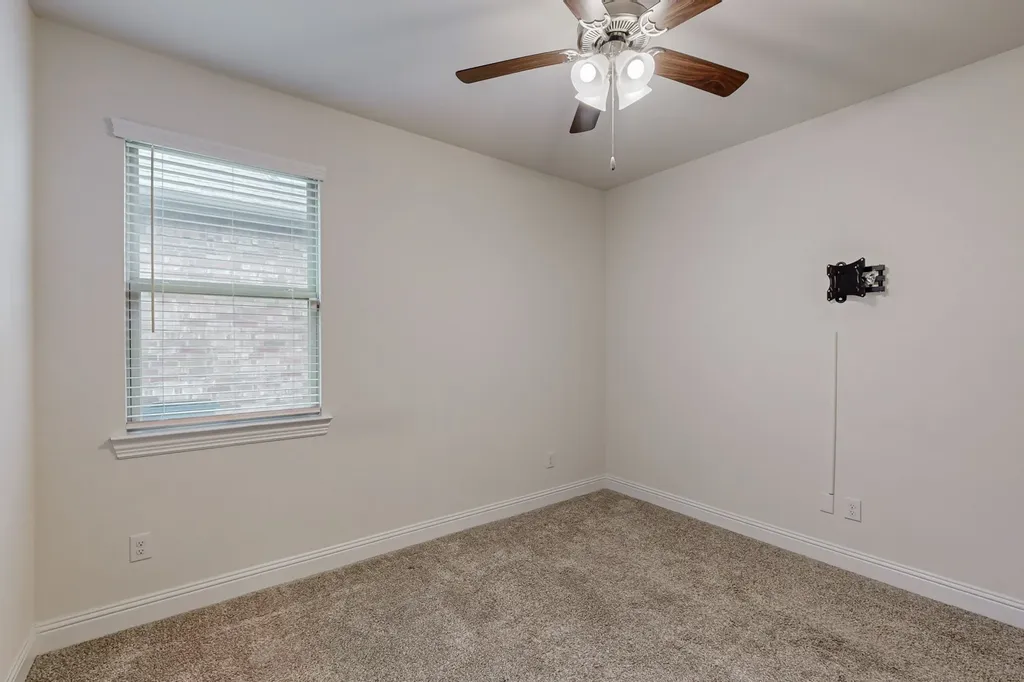 10925 Klondike Lane Aubrey TX 76227