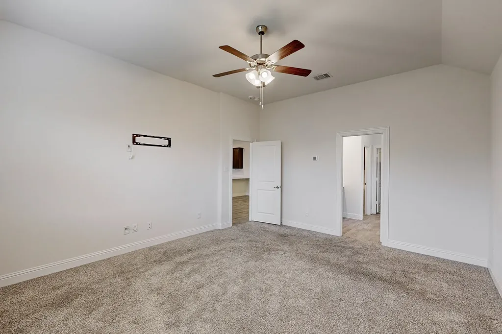 10925 Klondike Lane Aubrey TX 76227