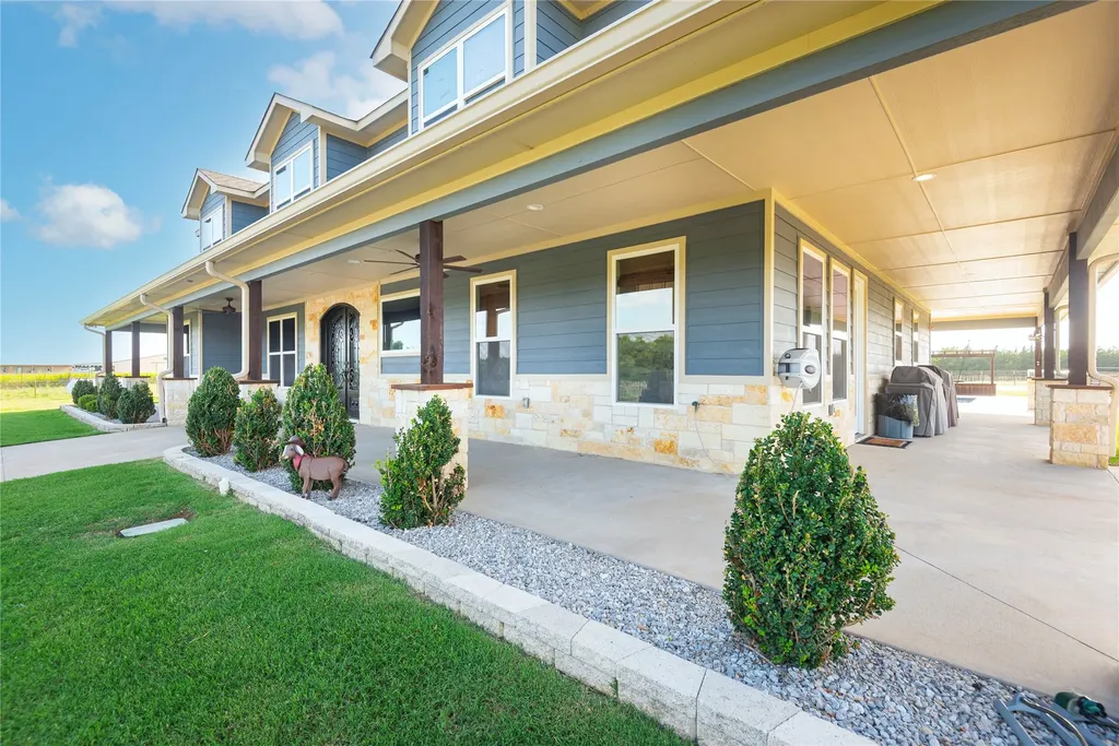568 County Road 5025 Leonard TX 75452