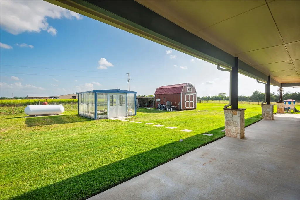 568 County Road 5025 Leonard TX 75452