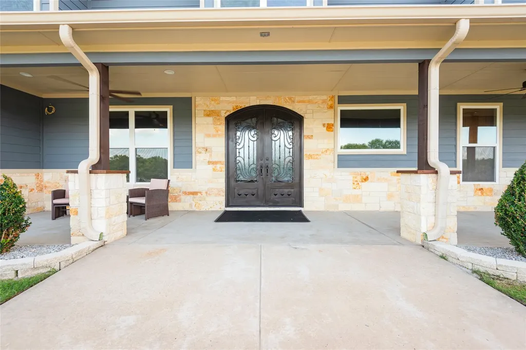 568 County Road 5025 Leonard TX 75452