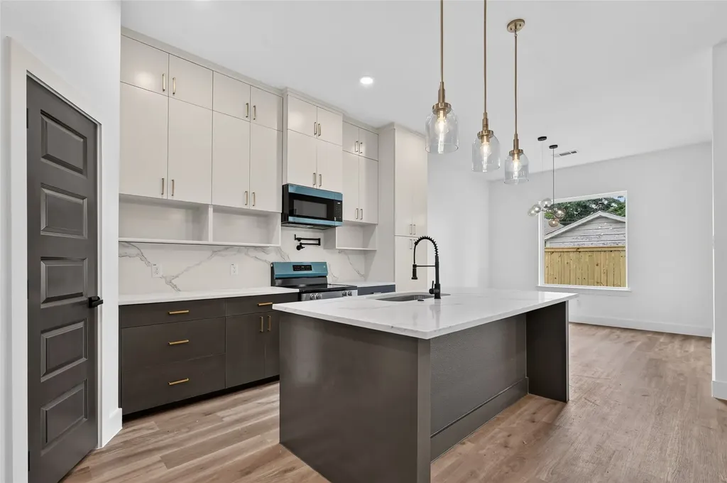 5130 Echo Avenue Dallas TX 75215