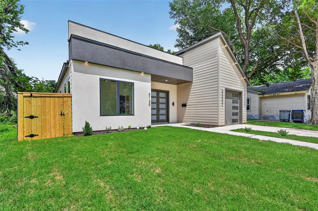 5130 Echo Avenue Dallas TX 75215
