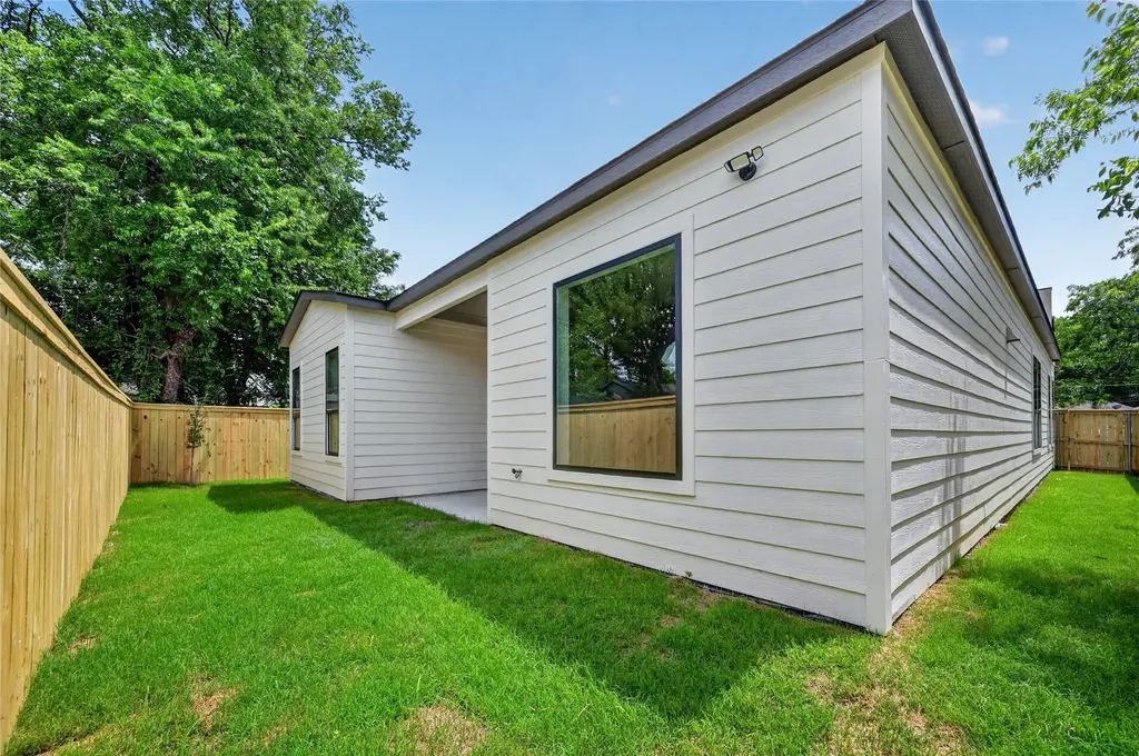 5130 Echo Avenue Dallas TX 75215