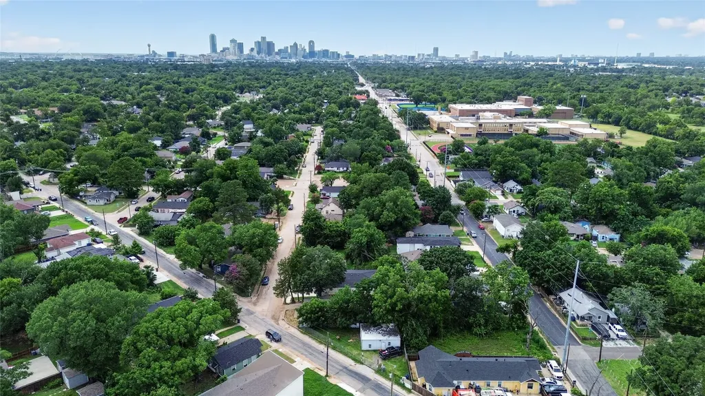 5130 Echo Avenue Dallas TX 75215