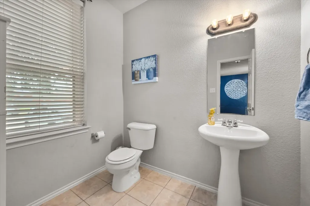 517 Zachum Drive Arlington TX 76002