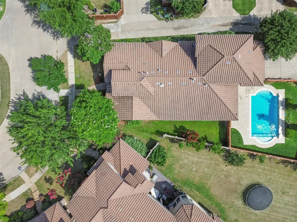 6811 San Fernando Irving TX 75039