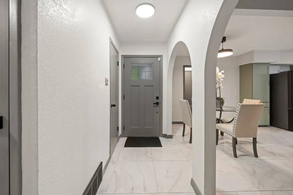 1711 Briar Meadow Drive Arlington TX 76014