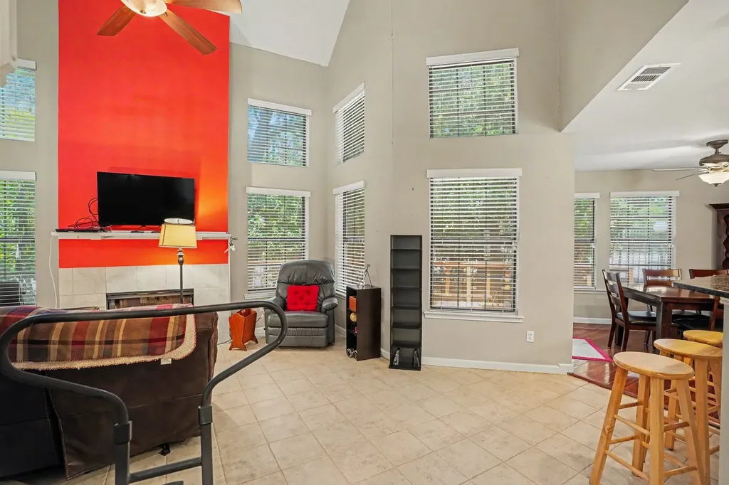 406 Santa Fe Trail Irving TX 75063