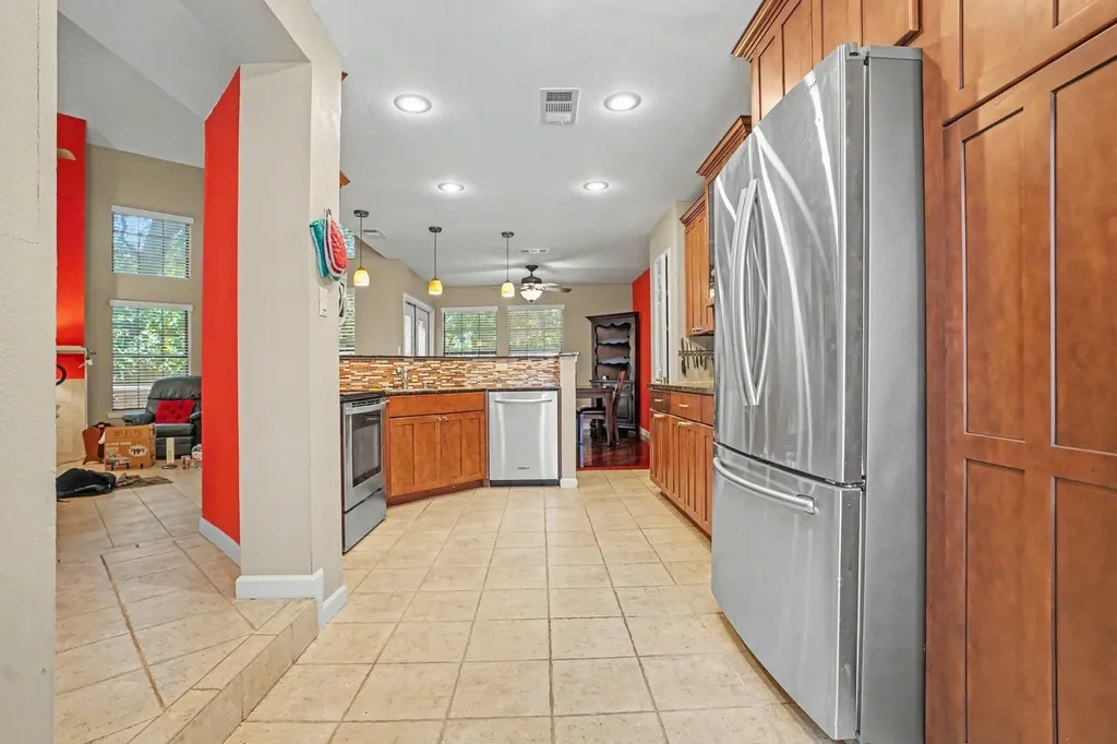 406 Santa Fe Trail Irving TX 75063
