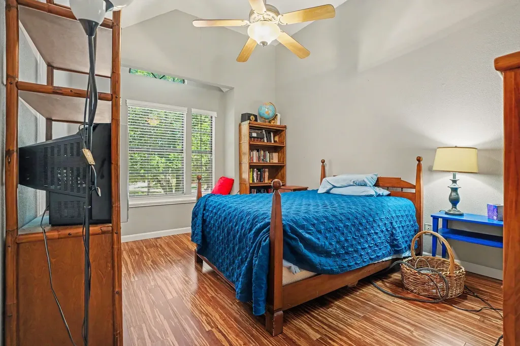 406 Santa Fe Trail Irving TX 75063