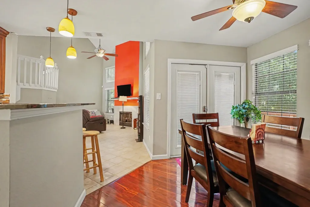 406 Santa Fe Trail Irving TX 75063